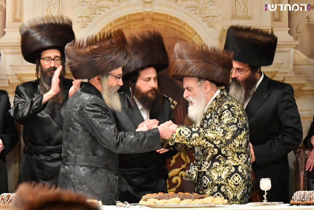 שמחת השבע ברכות בחצר חסידות ויז׳ניץ • גלריה