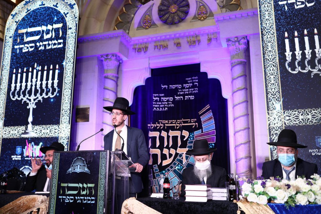 האברכים נבחנו על הלכות חנוכה וזכו בפרסים יקרי ערך • גלריה