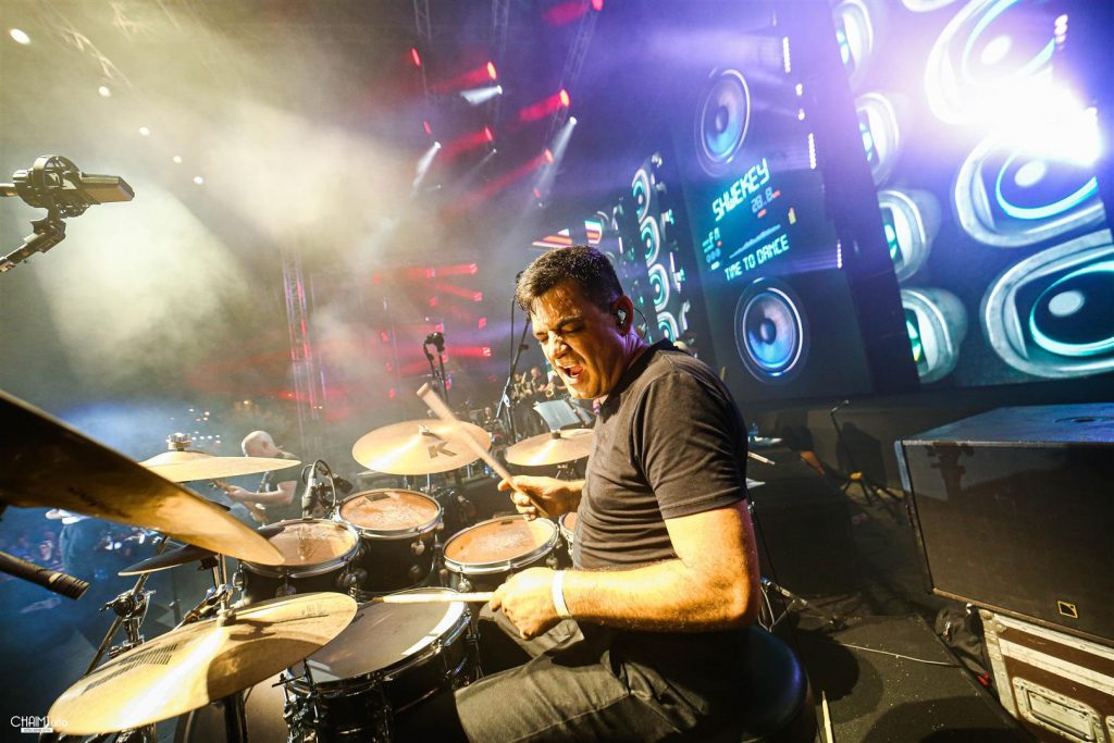 יעקב שוואקי משיק אלבום מופע חדש - 'לייב פארק'