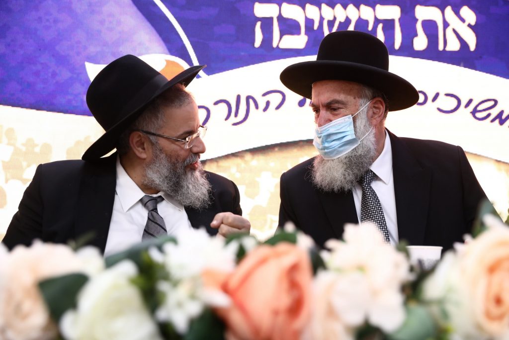 תיעוד: בוגרי 'תורת דוד' התכנסו במשכנה החדש של הישיבה