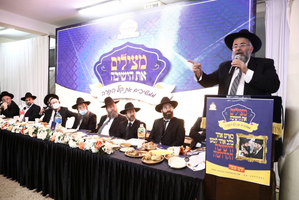 תיעוד: בוגרי 'תורת דוד' התכנסו במשכנה החדש של הישיבה