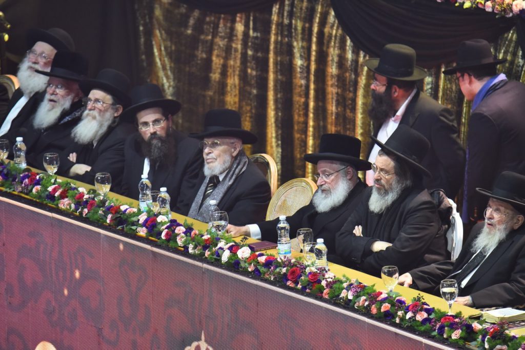 צפו: זקן המשגיחים זצ"ל עם גדולי ישראל צפו: זקן המשגיחים זצ"ל עם גדולי ישראל