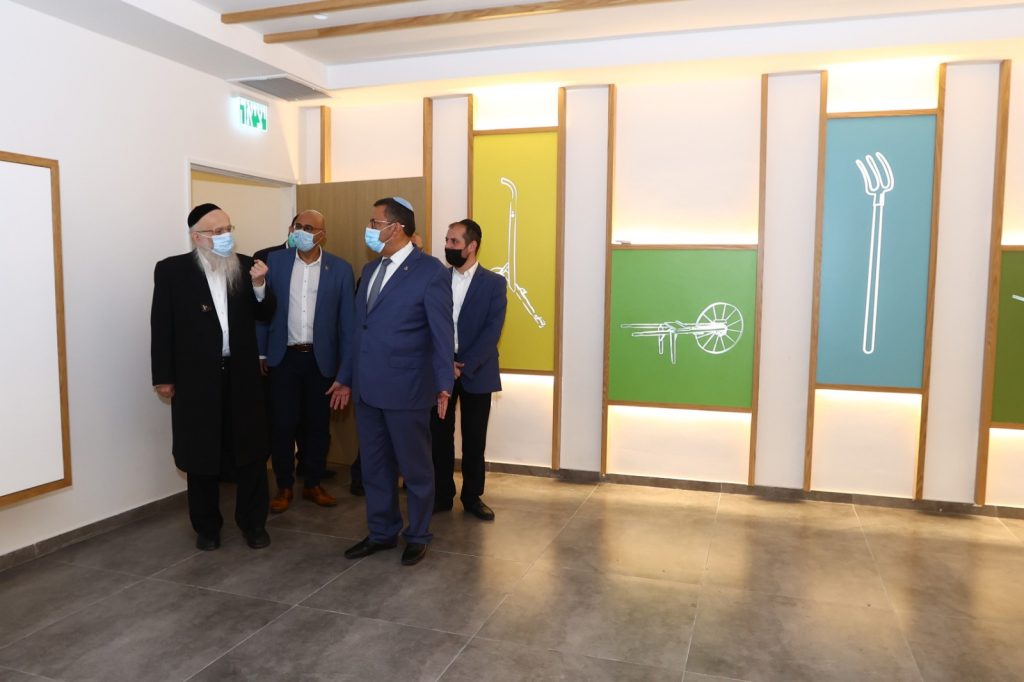 ערב שנת השמיטה תשפ"ב: ר"ע י-ם בבית מדרשו של הגר"י אפרתי