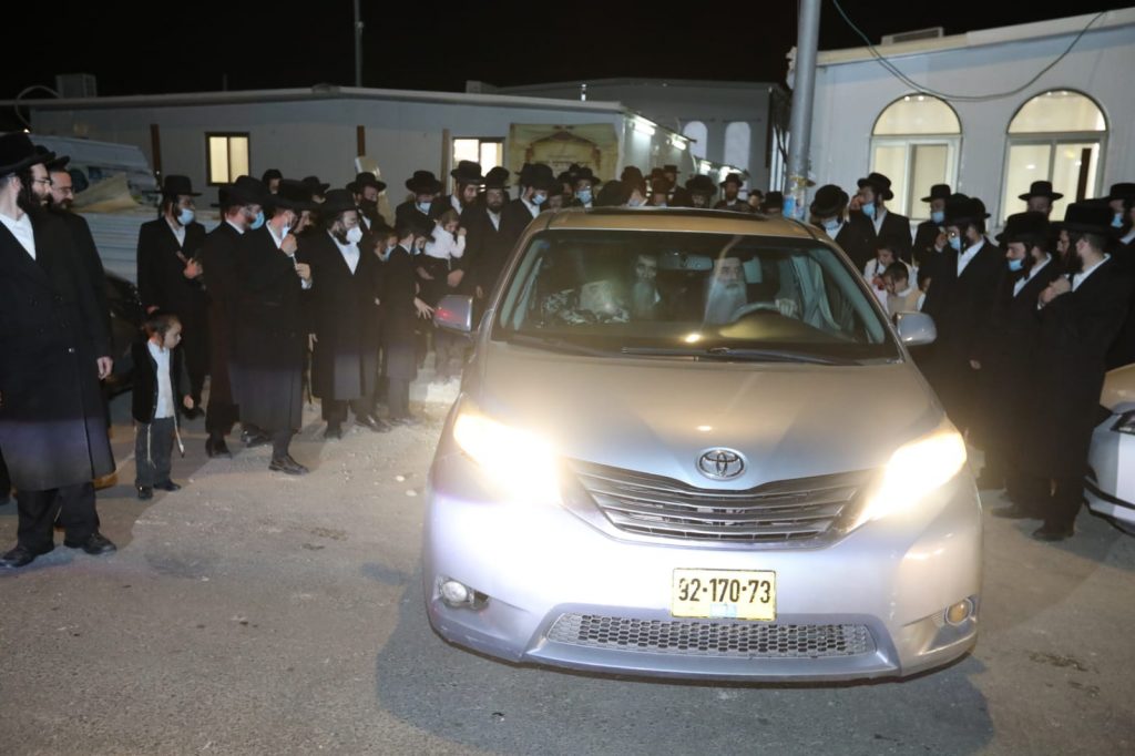 תיעוד: האדמו"ר מויז'ניץ בביקור בבית שמש