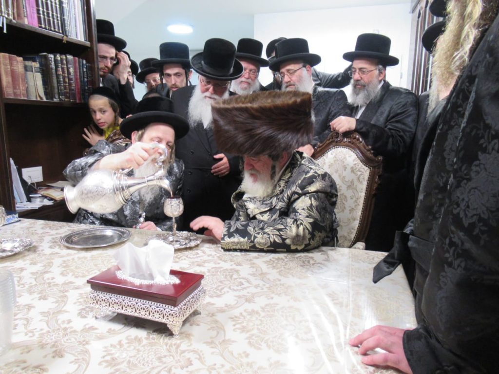 תיעוד: האדמו"ר מויז'ניץ בביקור בבית שמש