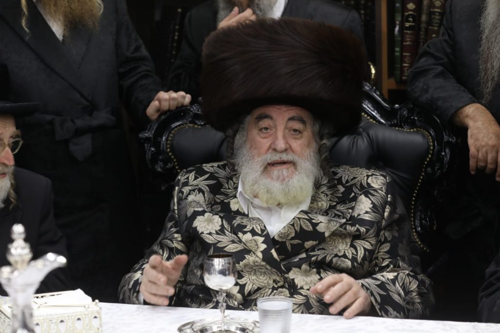 תיעוד: האדמו"ר מויז'ניץ בביקור בבית שמש