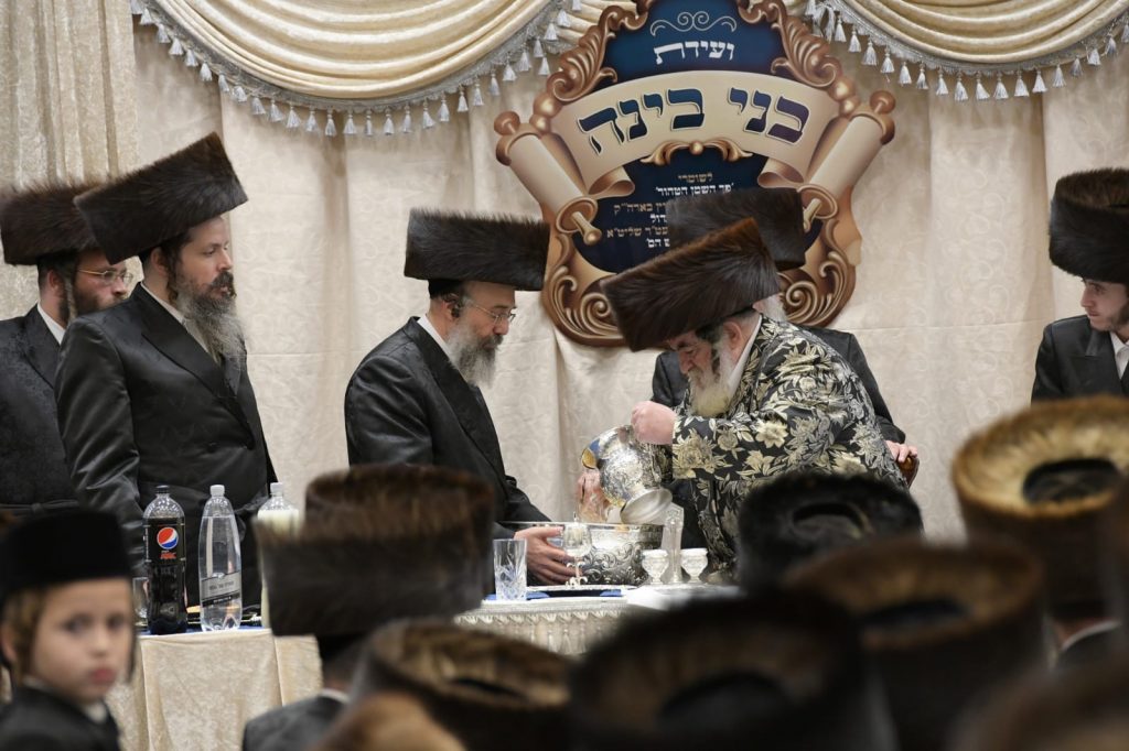 ועידת 'בני בינה' בשילוב שבע ברכות לנכד האדמו"ר מויז'ניץ