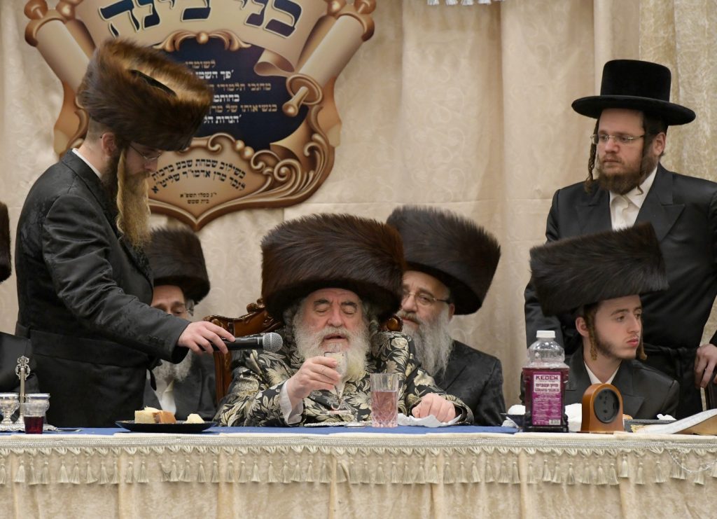 ועידת 'בני בינה' בשילוב שבע ברכות לנכד האדמו"ר מויז'ניץ