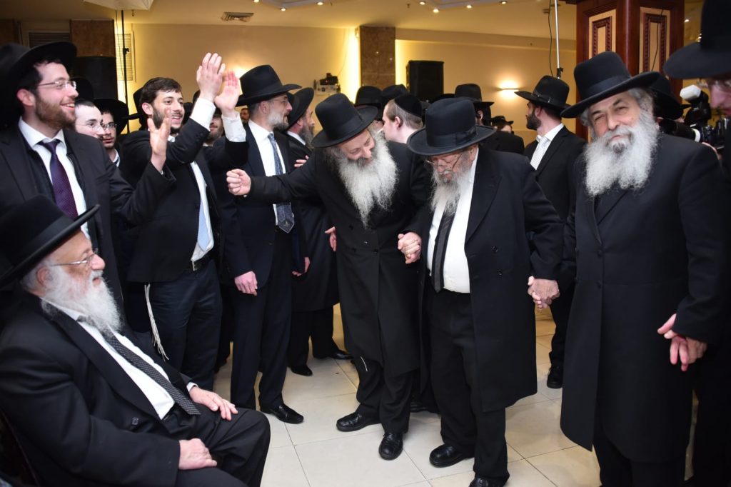 צפו: זקן המשגיחים זצ"ל עם גדולי ישראל צפו: זקן המשגיחים זצ"ל עם גדולי ישראל