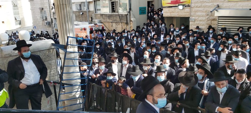 תיעוד: מסע הלווית הגר"א חדש זצ"ל • שידור חי