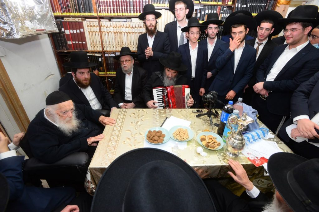 תיעוד: שמחת ה"ווארט" לנכדו של שר התורה