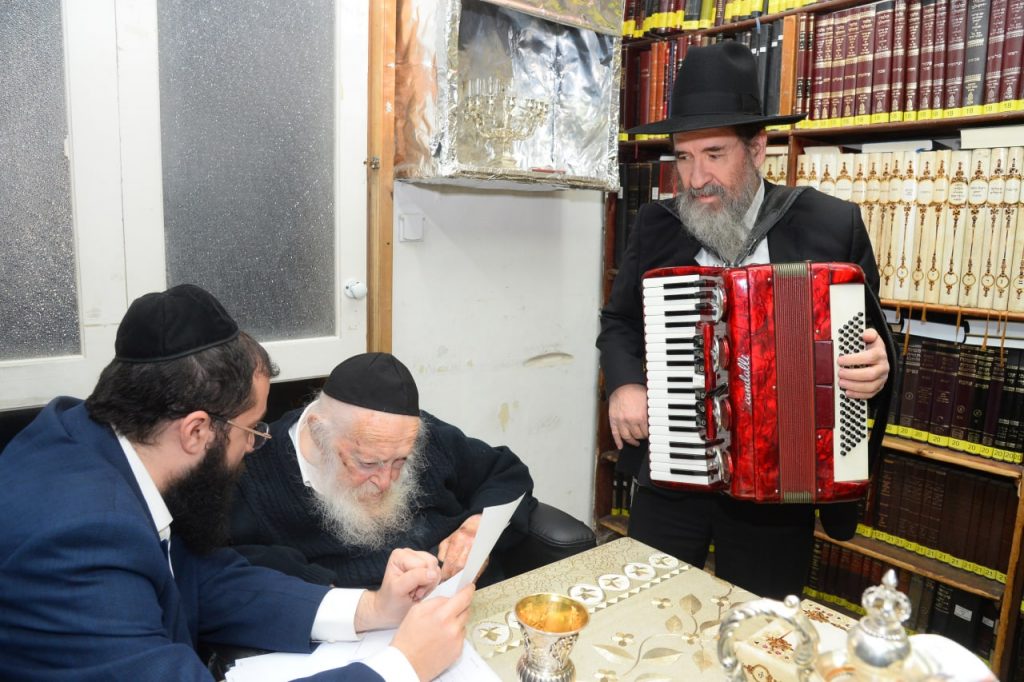 תיעוד: שמחת ה"ווארט" לנכדו של שר התורה