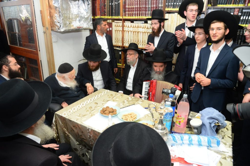 תיעוד: שמחת ה"ווארט" לנכדו של שר התורה