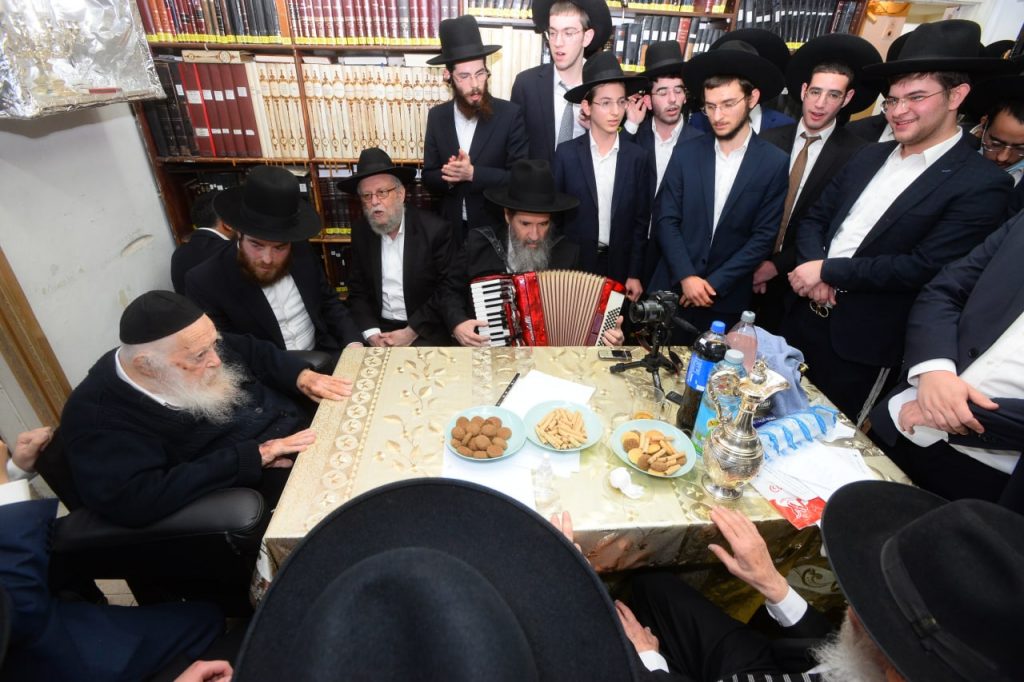 תיעוד: שמחת ה"ווארט" לנכדו של שר התורה