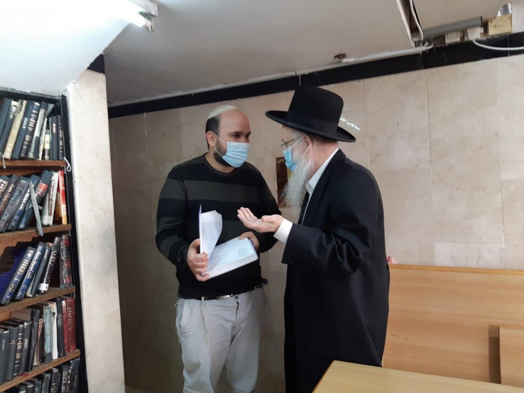 האזינו: מדוע העיתונאי הדתי עלה לבית הגר"ח