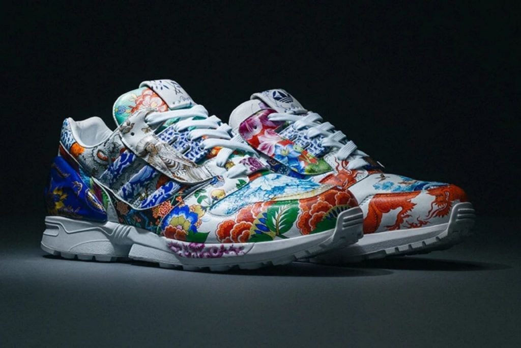 נעלי ספורט במיליון דולר • כותרות מהעולם