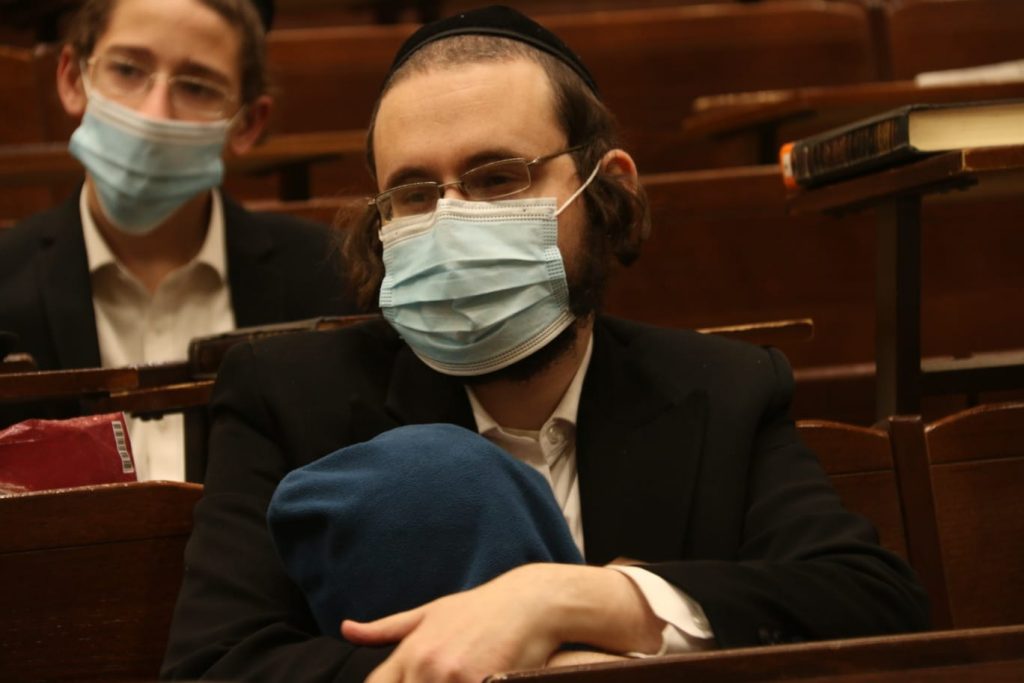 גלריית ענק: הגר"מ גריינמן ב'שיעור חג' במודיעין עילית גלריית ענק: הגר"מ גריינמן ב'שיעור חג' במודיעין עילית