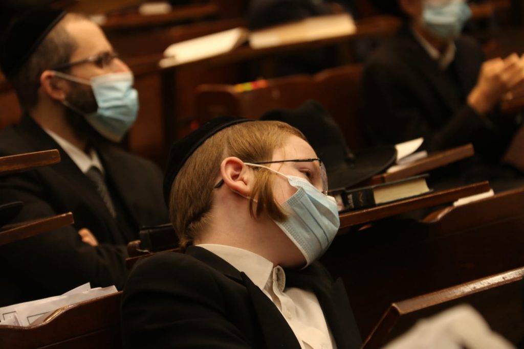 גלריית ענק: הגר"מ גריינמן ב'שיעור חג' במודיעין עילית גלריית ענק: הגר"מ גריינמן ב'שיעור חג' במודיעין עילית