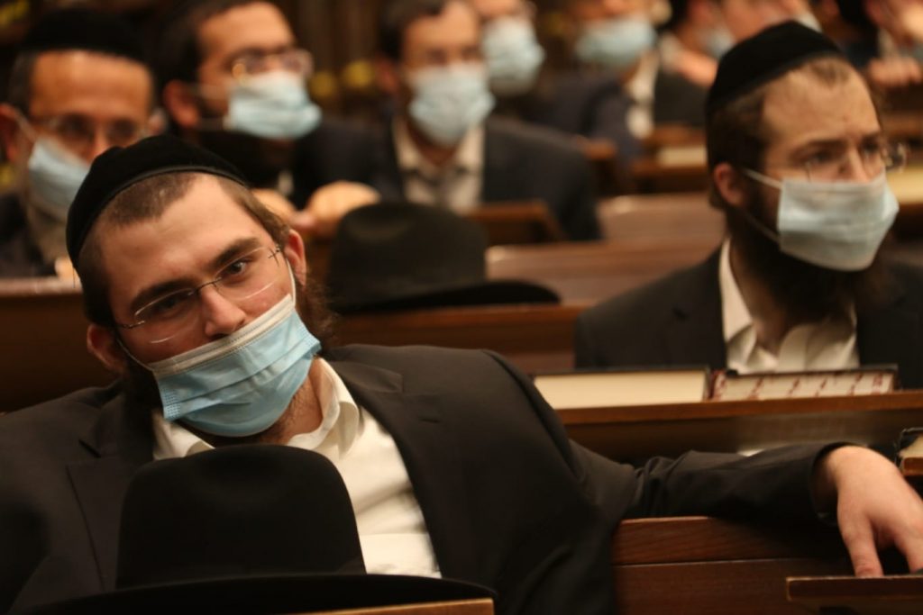 גלריית ענק: הגר"מ גריינמן ב'שיעור חג' במודיעין עילית גלריית ענק: הגר"מ גריינמן ב'שיעור חג' במודיעין עילית