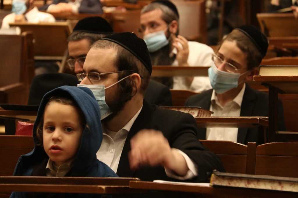 גלריית ענק: הגר"מ גריינמן ב'שיעור חג' במודיעין עילית גלריית ענק: הגר"מ גריינמן ב'שיעור חג' במודיעין עילית