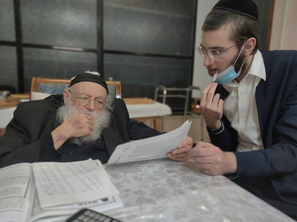 גלריית ענק: הגר"מ גריינמן ב'שיעור חג' במודיעין עילית גלריית ענק: הגר"מ גריינמן ב'שיעור חג' במודיעין עילית