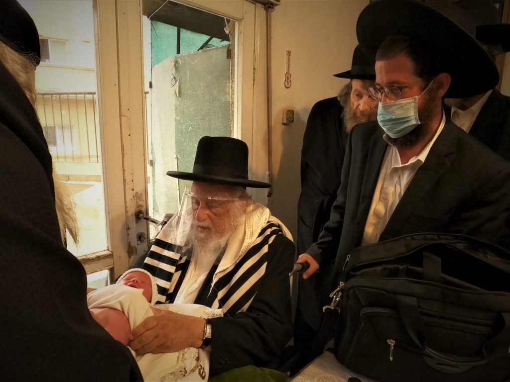 תיעוד: הגרב"ד פוברסקי סנדק לנין הרב מבריסק