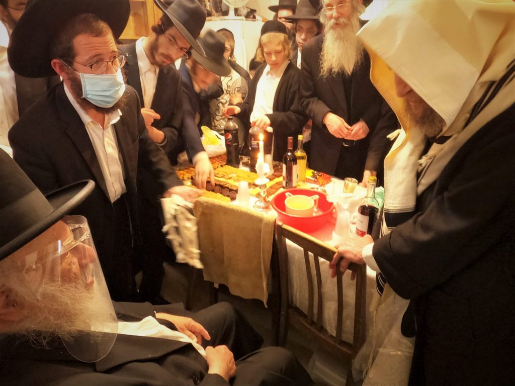 תיעוד: הגרב"ד פוברסקי סנדק לנין הרב מבריסק