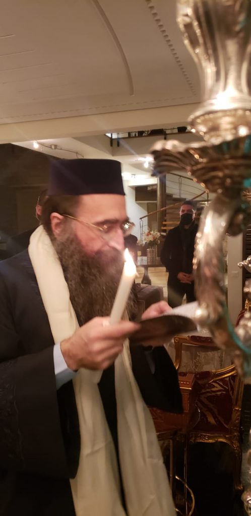 גלריה: האדמו"ר רבי יאשיהו פינטו בהדלקת נר חנוכה