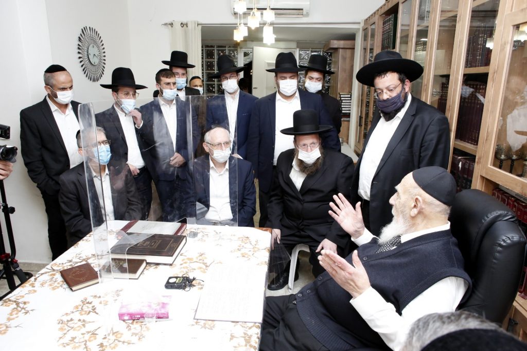 התבטאות ראשונה בקולו: נשיא מועצת חכמי התורה קורא להתחסן • צפו