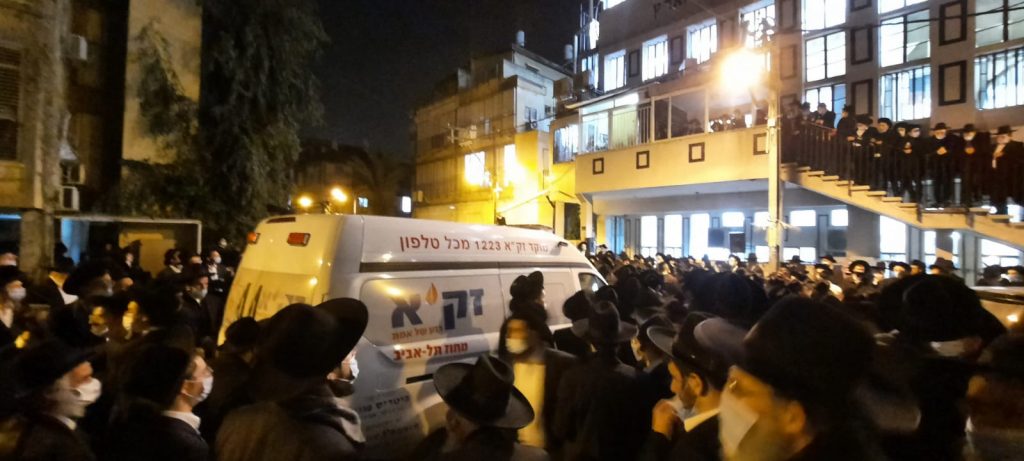 צפו: ראש הישיבה הגרב"ד סופד לאחיו הגר"ש פוברסקי