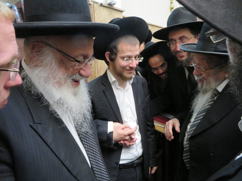 צפו: זקן המשגיחים זצ"ל עם גדולי ישראל צפו: זקן המשגיחים זצ"ל עם גדולי ישראל