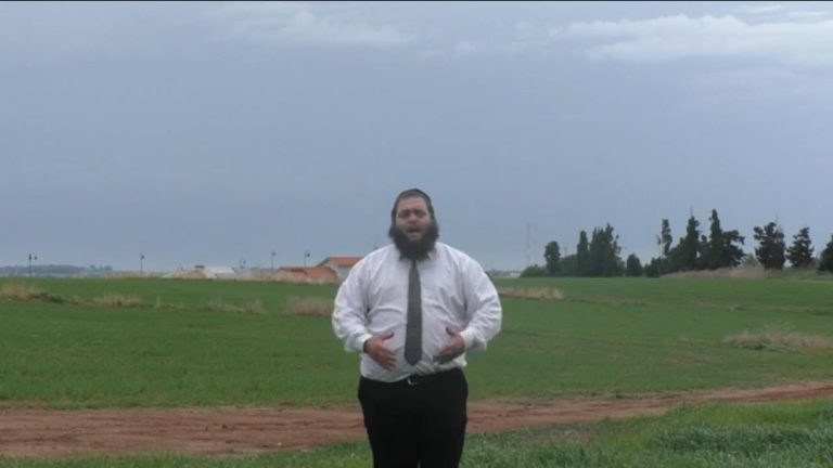 הבאבא סאלי הפתיע: "קח את הכוס ותזרוק לים" • הפרשה עם הרב ישראל דרעי