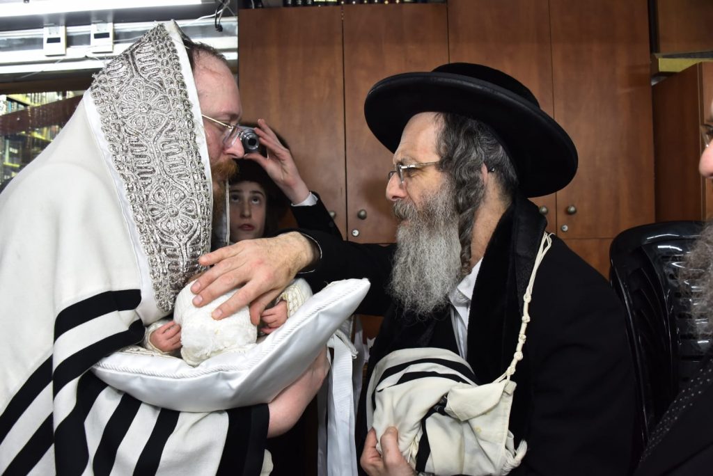 תיעוד: הגר"ח קניבסקי בסנדקאות, הגר"א בידרמן בברכות