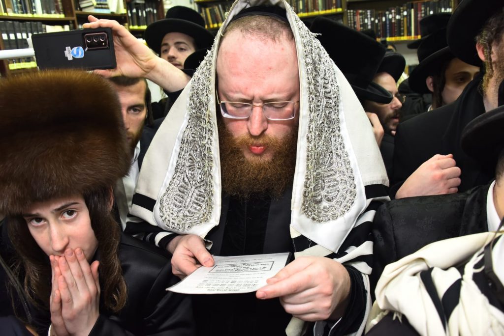 תיעוד: הגר"ח קניבסקי בסנדקאות, הגר"א בידרמן בברכות