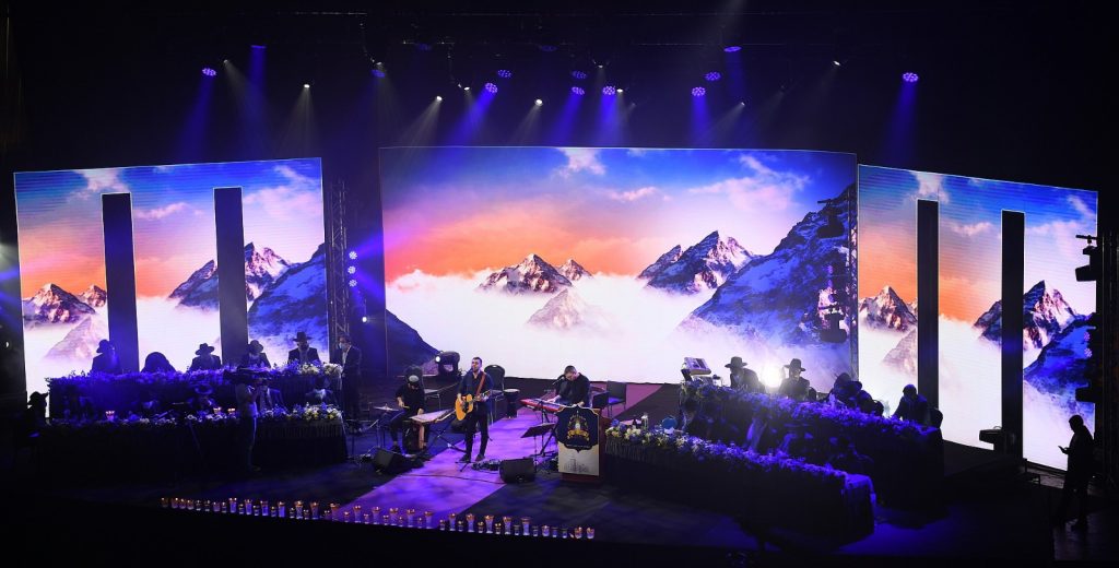 מוסדות 'כסא רחמים' במפגן אדיר בשידור חי • גלריה מוסדות 'כסא רחמים' במפגן אדיר בשידור חי • גלריה