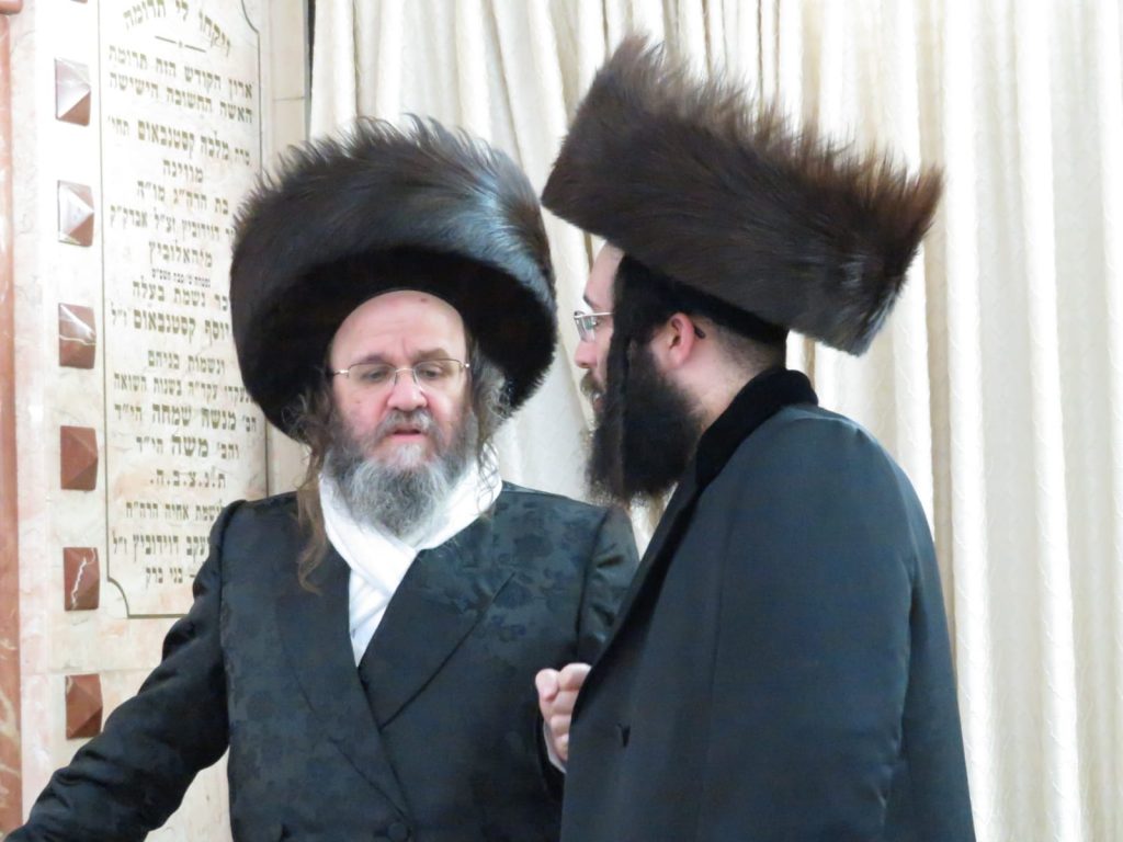 תיעוד: ההבדלה הראשונה של בן האדמו''ר מדינוב