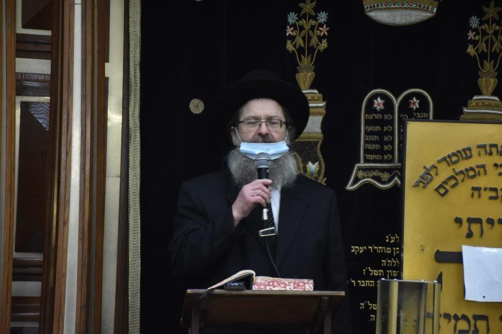 תיעוד: שר התורה התפלל לרפואת הגרמ"ד סולובייצ'יק