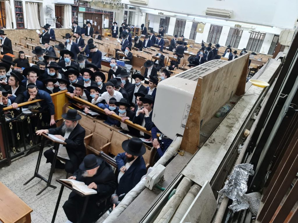 תיעוד: שר התורה התפלל לרפואת הגרמ"ד סולובייצ'יק