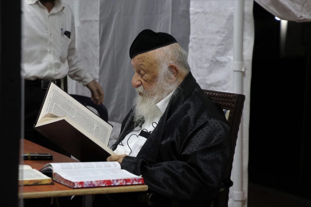 ויחזור לתלמודו: מרן ראש הישיבה בשיעור כללי ראשון אחרי השבעה