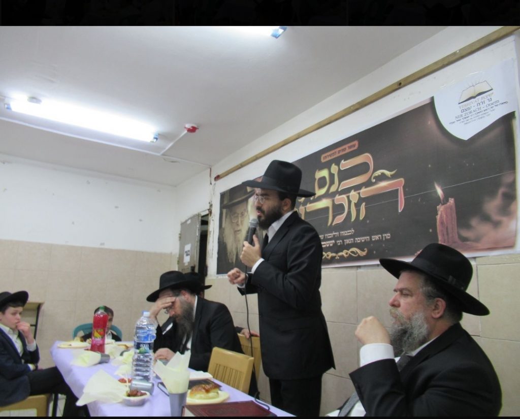 תיעוד: האדמו"ר רבי פנחס אבוחצירא במלווה מלכה בעוצם