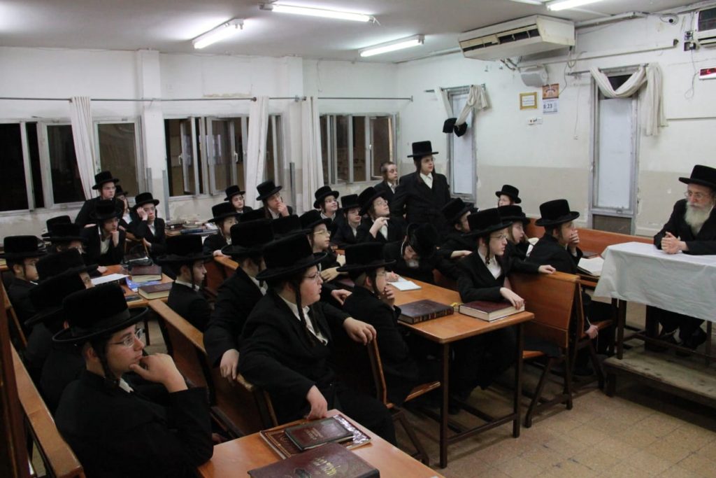 גלריה: האדמו"ר מווערצקי בכינוס בישיבתו לרגל השובבי"ם