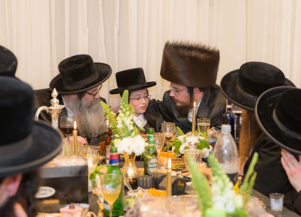 שמחת הבר מצווה בחצר חסידות דעעש קרית יואל