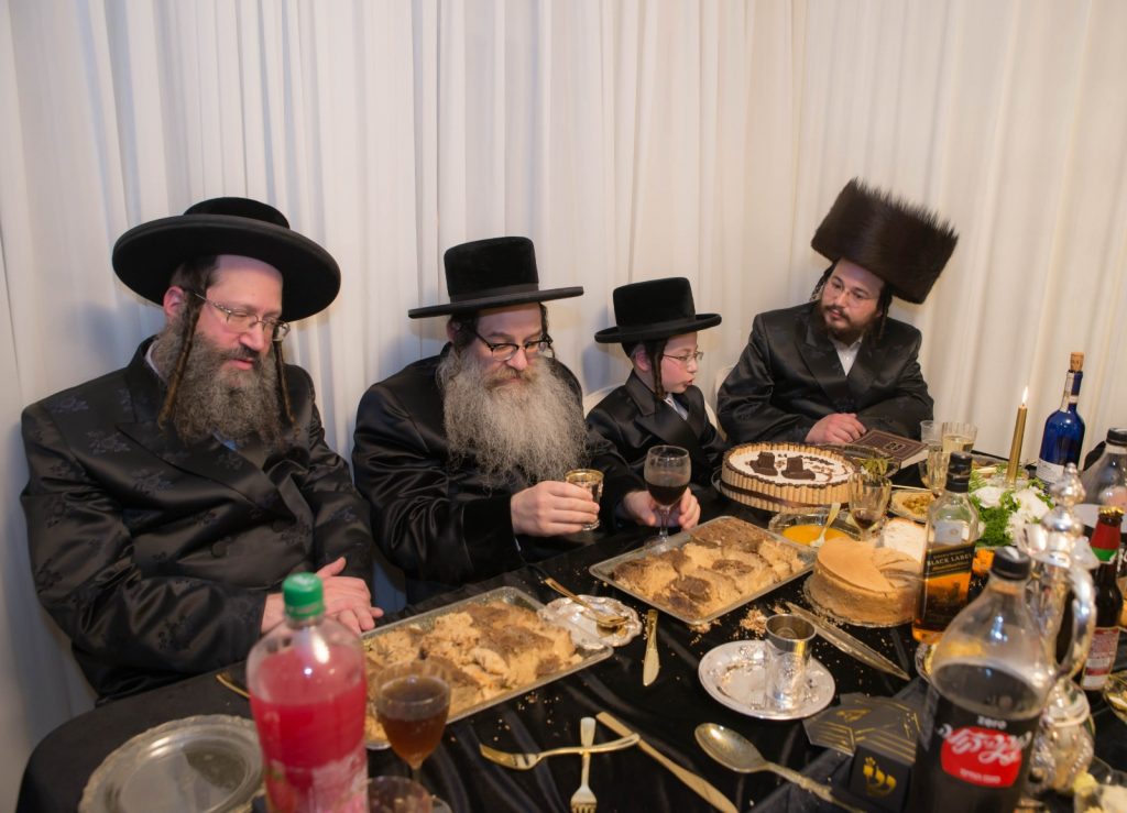 שמחת הבר מצווה בחצר חסידות דעעש קרית יואל