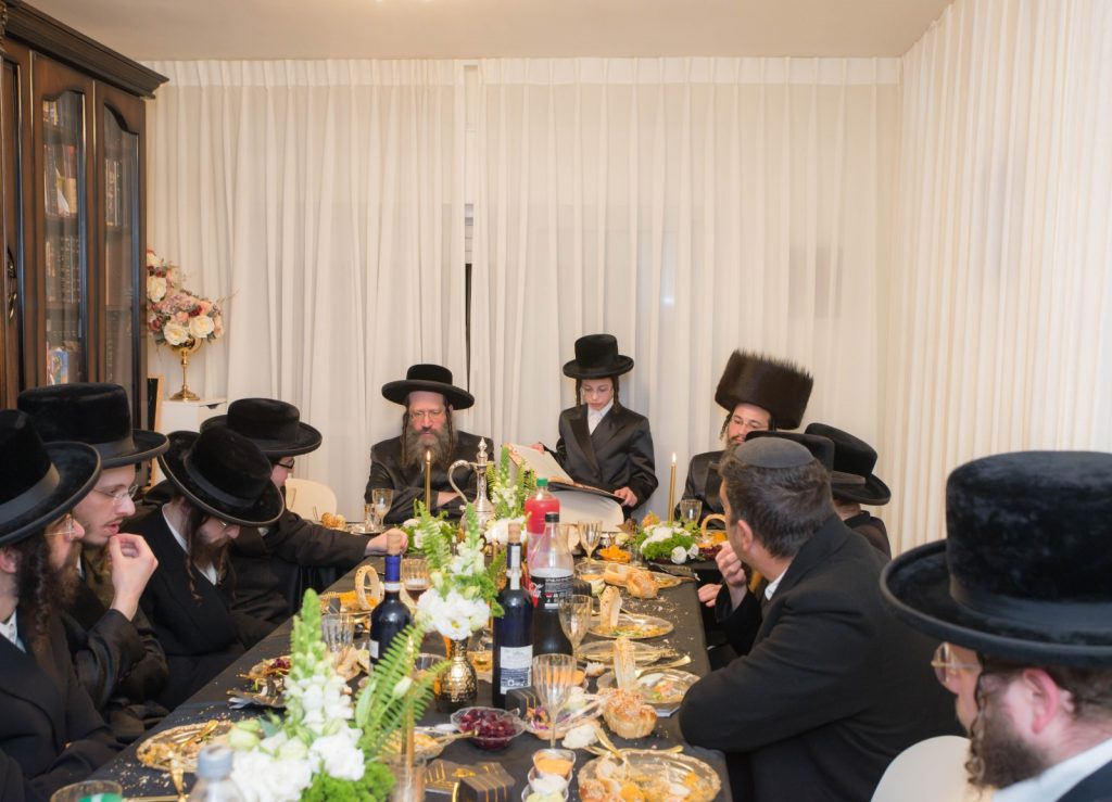 שמחת הבר מצווה בחצר חסידות דעעש קרית יואל