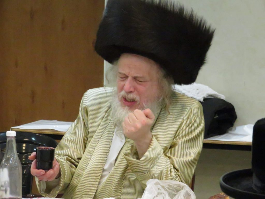 גלריה: האדמו''ר ממבקשי אמונה שבת בבני ברק גלריה: האדמו''ר ממבקשי אמונה שבת בבני ברק