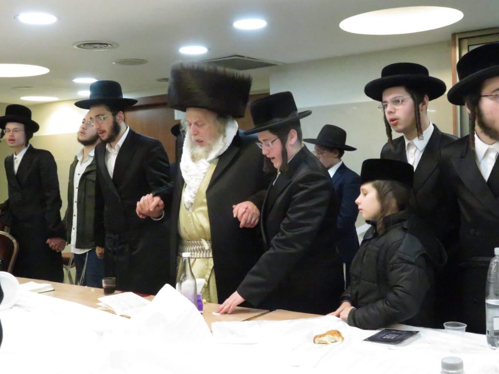 גלריה: האדמו''ר ממבקשי אמונה שבת בבני ברק גלריה: האדמו''ר ממבקשי אמונה שבת בבני ברק