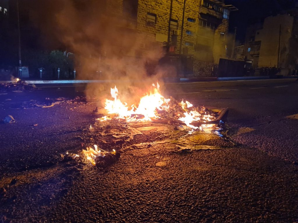 8 עצורים בהפגנה בירושלים נגד פעילות הרכבת • תיעוד