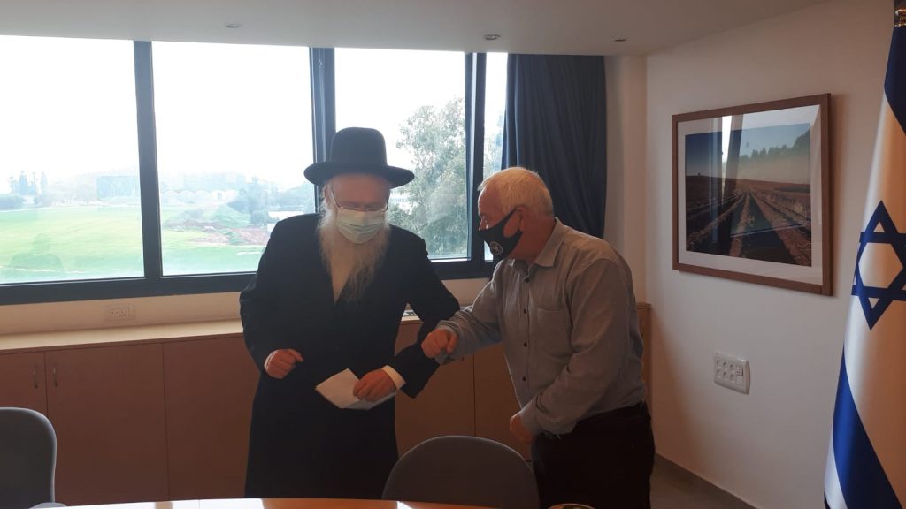 לקראת תשפ"ב: הגר"י אפרתי נפגש עם שר החקלאות