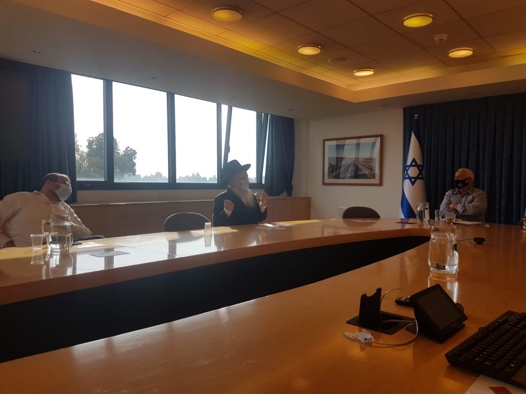 לקראת תשפ"ב: הגר"י אפרתי נפגש עם שר החקלאות