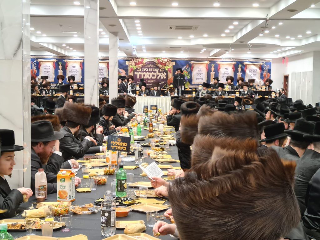 האדמו"ר מאלכסנדר ארה"ב בסעודה שלישית ובשבע ברכות • גלריה